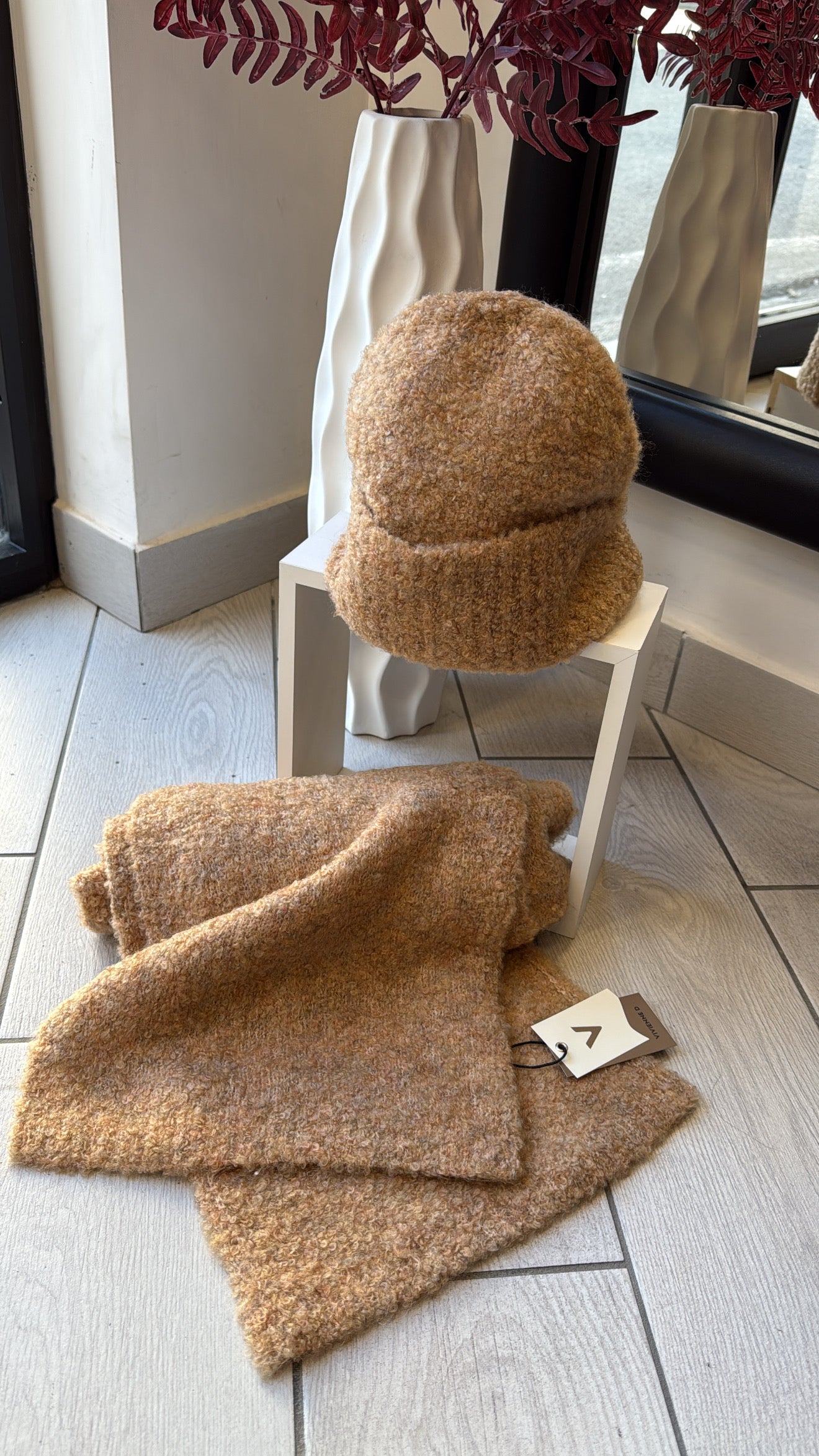 Set Cappello+Sciarpa Vivienne D.