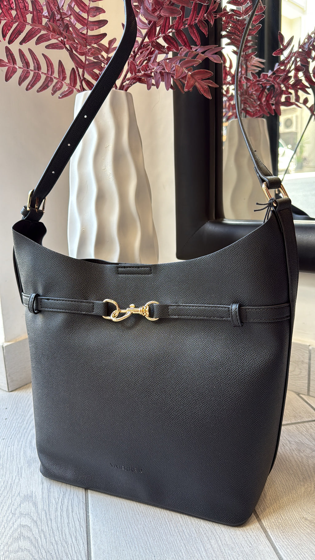 Borsa Vivienne D. Busy