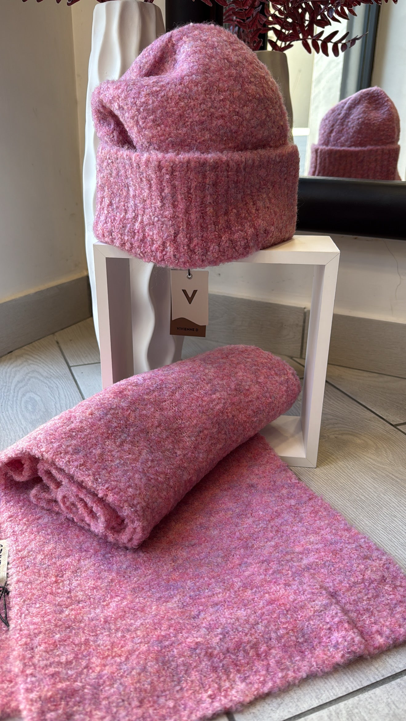 Set Cappello+Sciarpa Vivienne D.