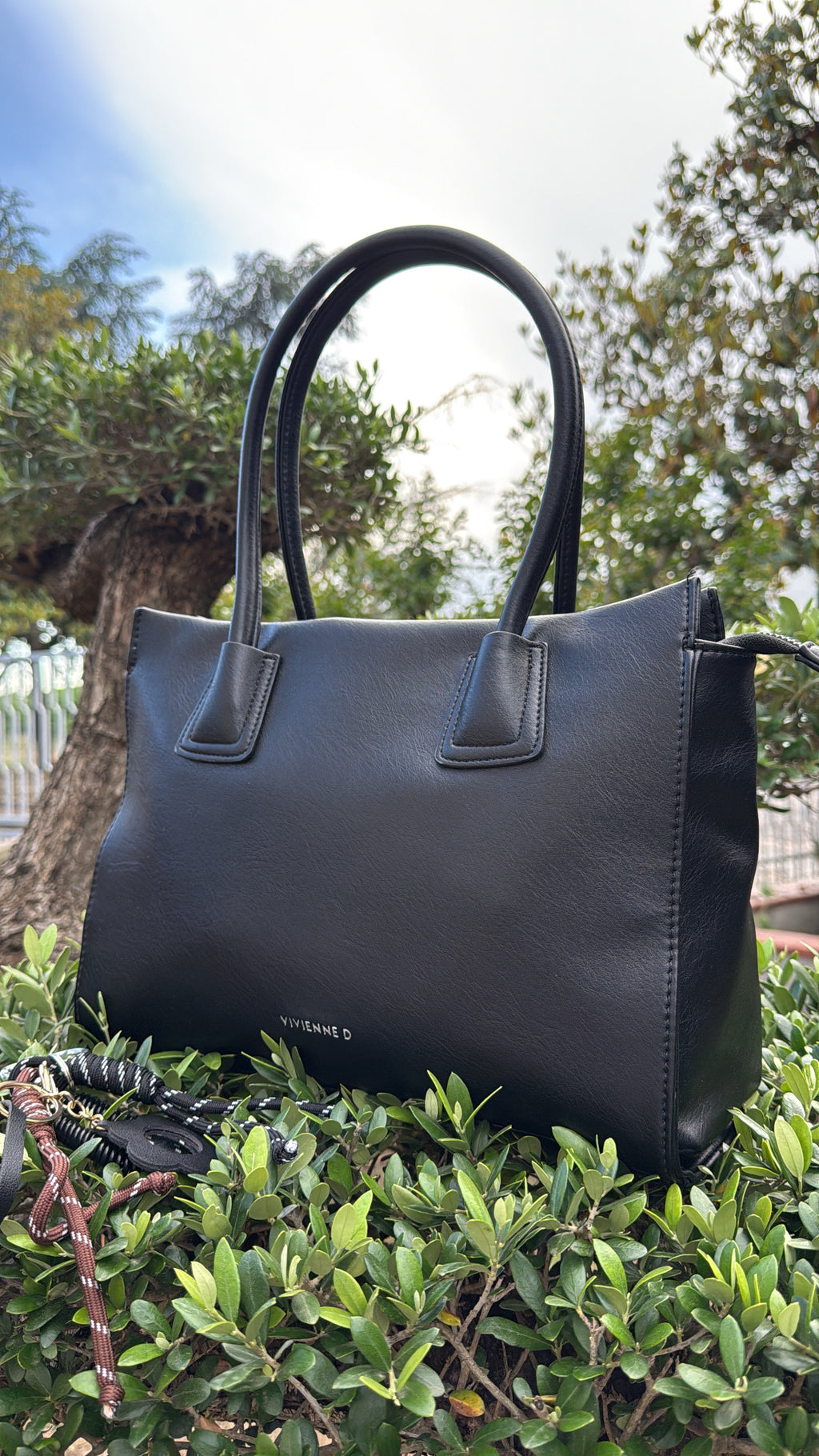 Borsa Vivienne D Maxi Charm VCH222