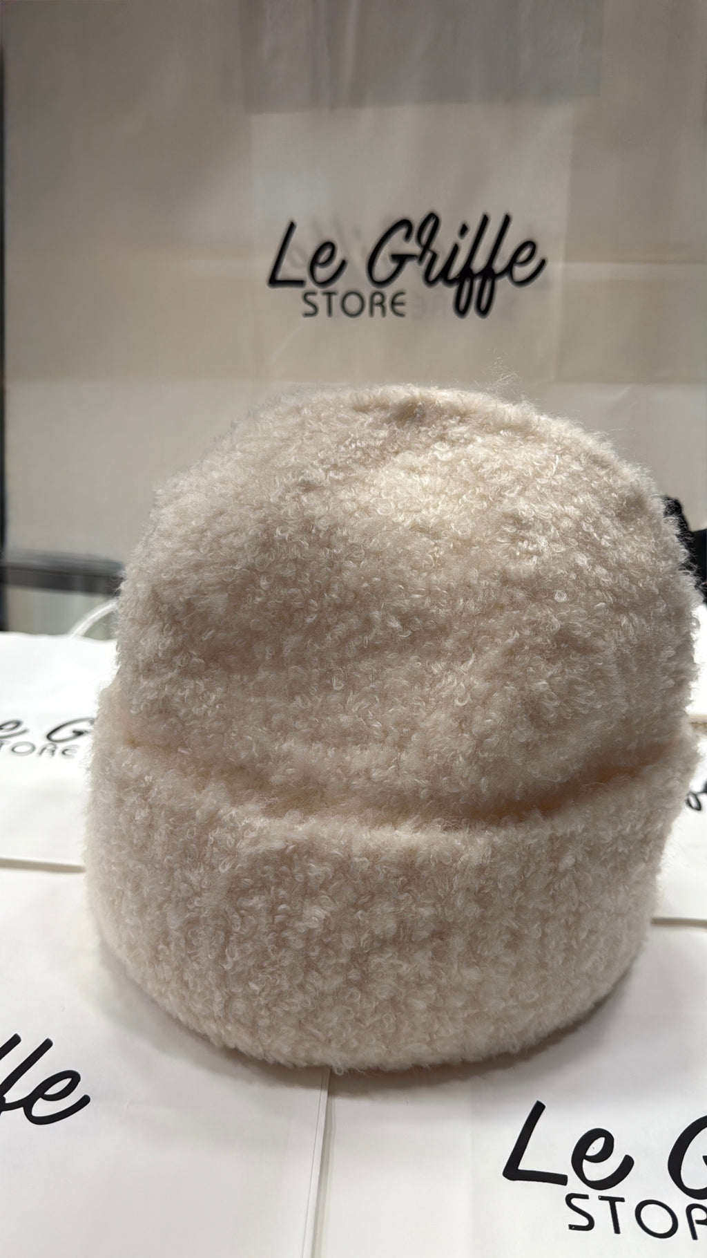 Cappello Vivienne D. Bouclè